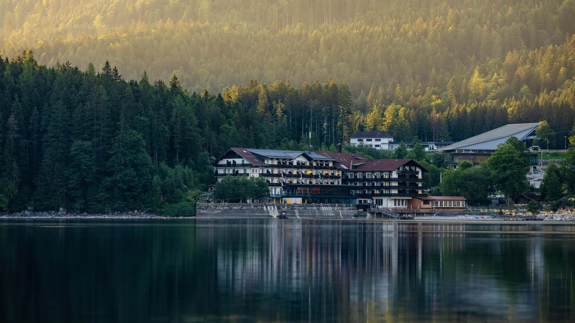 Eibsee Hotel: Your 4*S feel-good oasis by Mt Zugspitze